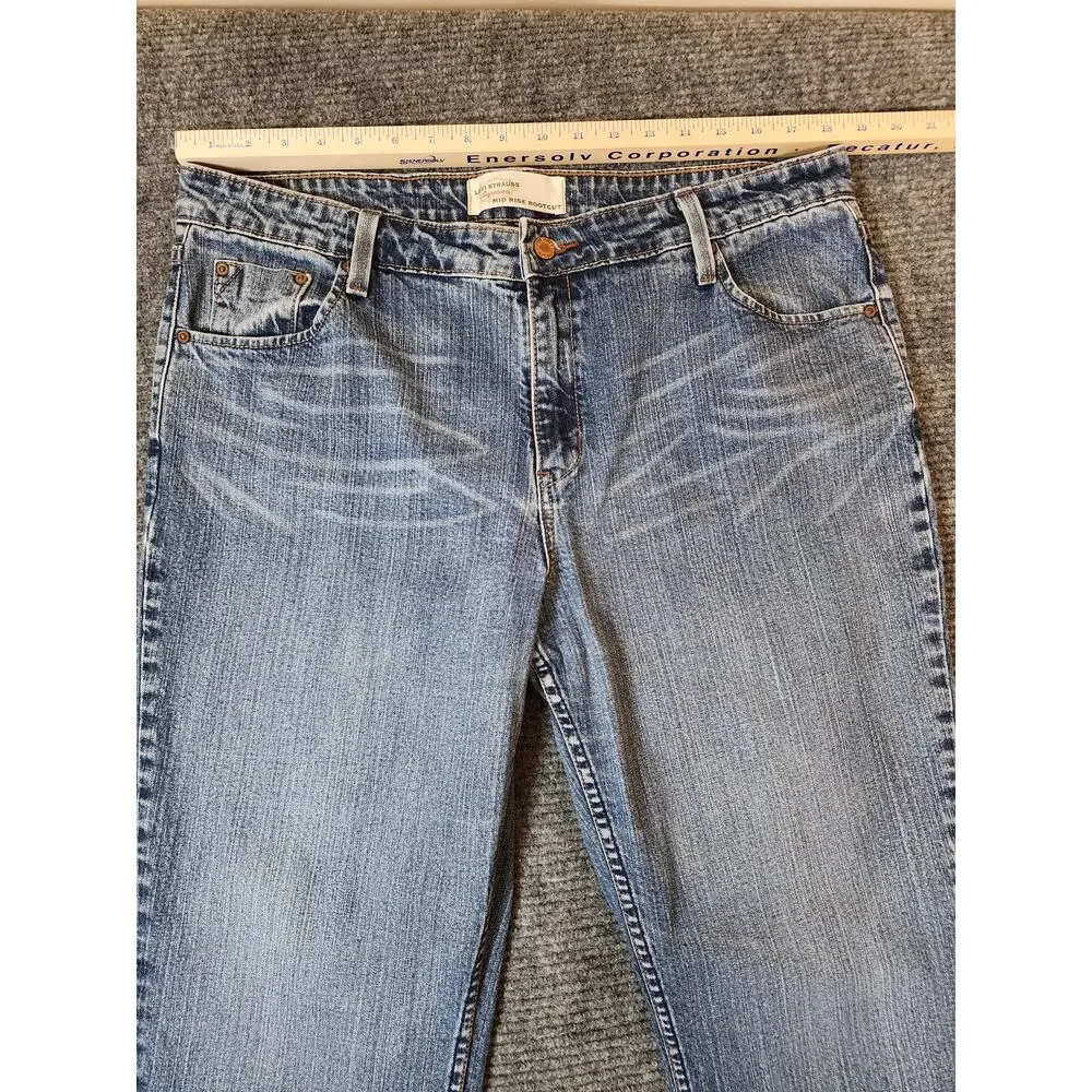 Levi Strauss Womens Size 18 Signature Mid Rise Bootcut Womens Blue Denim Jeans - Picture 8 of 15